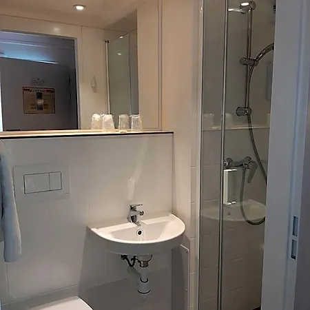 Fasthotel
