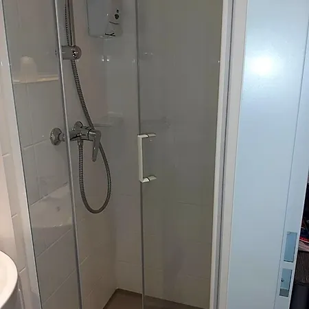 Fasthotel البيتفيل